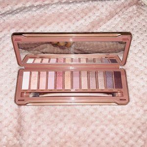 Buff Collection Pure Cosmetics eyeshadow palate